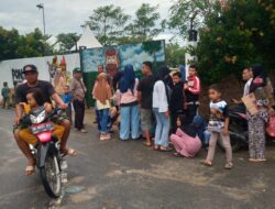 Lomba Berkuda PON XXI Hibur Warga