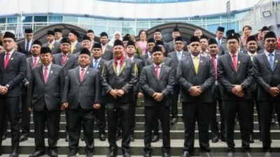 50 Anggota DPRD Medan Dilantik