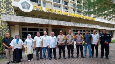 Kapolrestabes Medan Silaturahmi ke PWI Sumut