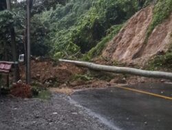 Jalan Medan-Berastagi Ditutup Total