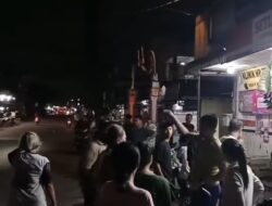 Puluhan Geng Motor Serang Warung Kelontong di Medan