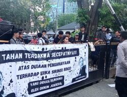 Sahabat Erika Kembali Geruduk PN Medan, Minta Tahan Doris dan Riris