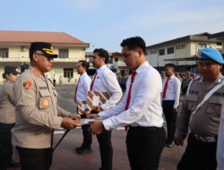 Kapolrestabes Medan Beri Penghargaan kepada 27 Personel Berprestasi