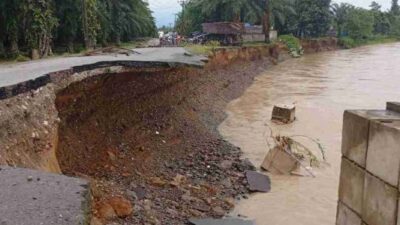 Jembatan di Batang Serangan Ambruk Akibat Hujan Deras