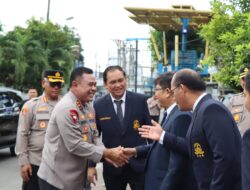 Kapolrestabes Medan Dampingi Kapolda Sumut Audiensi ke Universitas HKBP Nommensen