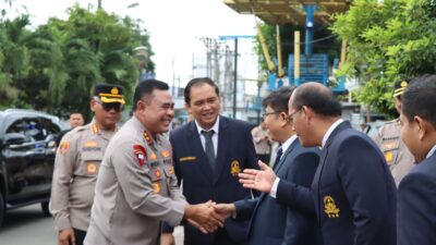 Kapolrestabes Medan Dampingi Kapolda Sumut Audiensi ke Universitas HKBP Nommensen