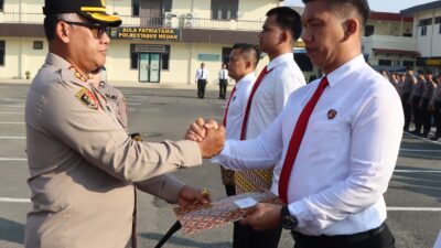 56 Personel Polrestabes Medan Terima Penghargaan