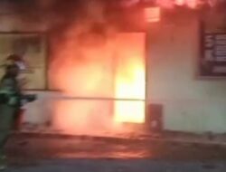 Polsek Medan Helvetia Terbakar