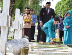 Peringati HUT ke-77 Sumut, Gubernur Bobby Nasution Ziarah ke Makam Pahlawan