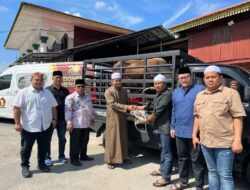 H. Sugiat Santoso Kurban Sapi di Persulukan Besilam Langkat