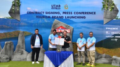 Bobby Tandatangani Kerjasama Strategis,  Danau Toba Jadi Tuan Rumah Trail Run Dunia