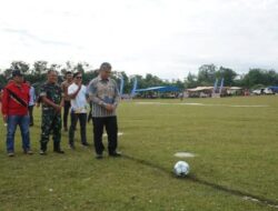 Wakil Bupati Taput Buka Kompetisi Sepakbola Piala Soeratin