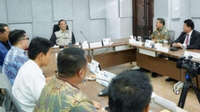 Togap Simangunsong Langsung Bahas KEK Danau Toba dengan Luhut Binsar Pandjaitan
