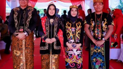 Bupati Deli Serdang Kenakan Pakaian Adat Jawa pada Upacara HUT RI ke-80