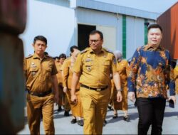 Bupati Asri Ludin Tambunan Turun ke Pabrik Perangi TB