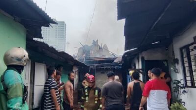 5 Rumah di Jalan Gaharu Medan Timur