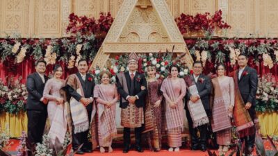 Pesta Adat Batak Rodrick dan Anggita Sakral dan Meriah