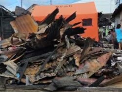 Tiga Rumah di Belawan Hangus Terbakar