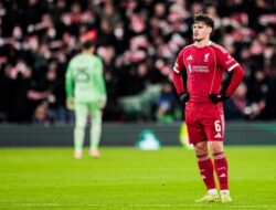 Dibantai PSV, Bek Liverpool Dikecam