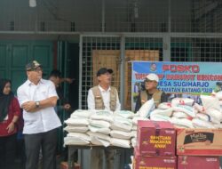 Bupati dan Ketua TP PKK Tinjau Lokasi Banjir di Desa Sugiharjo
