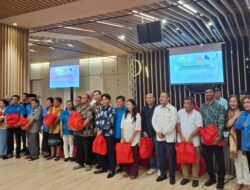 MPKW Sumut–Aceh Berikan Tali Kasih Natal 2025 kepada Guru Sekolah Kristen dan Wartawan