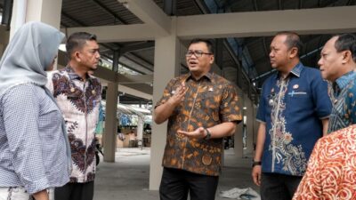 Hari Pertama Kerja Pascalibur Tahun Baru 2026, Bupati Sidak Dinas Dukcapil, PMPTSP, dan Pasar Bakaran Batu
