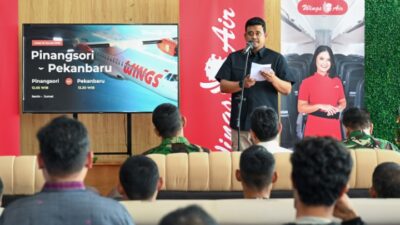 Resmikan Rute Pinangsori–Pekanbaru, Gubernur Bobby Nasution Minta Harga Tiket Terjangkau