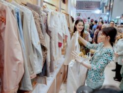 Kahiyang Ayu Perkenalkan Potensi Kriya dan Wastra Sumut kepada Ketua Umum Dekranas