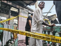 4 Rumah di Pinggir Sungai Juanda Ludes Terbakar