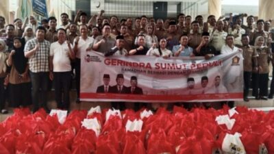 Jelang Idul Fitri,  Gerindra Sumut Berbagi 500 Sembako pada CS dan Sekurity