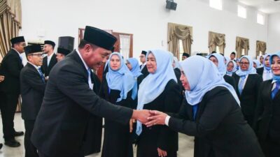 Lom Lom Suwondo Lantik 120 ASN