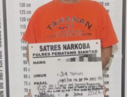 Coba Kelabui Polisi, Pemilik Buang Ganja ke Aspal