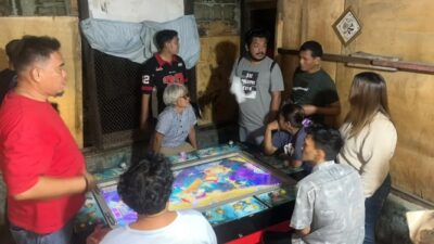 Polrestabes Medan Gerebek Meja Ikan Merk GBM99 di Pulo Brayan, Lima Orang Diamankan