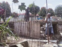 Warga Desa Baru Kecamatan Pancurbatu Protes Pembangunan Jembatan